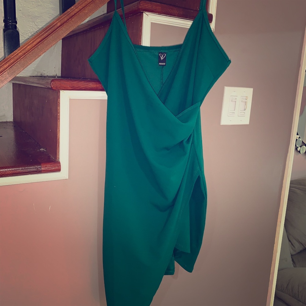 Green spaghetti strap dress